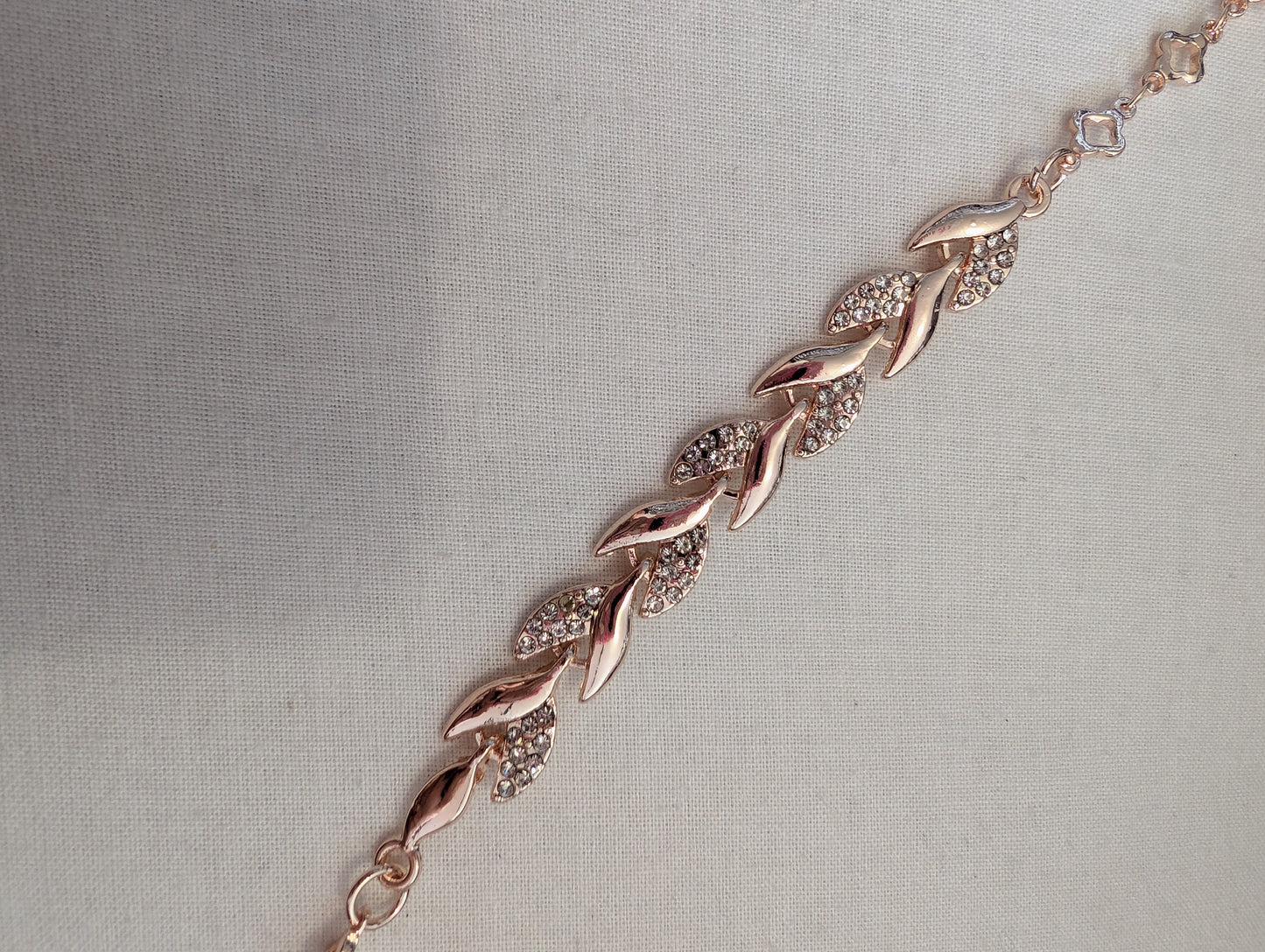 4 rose gold flower bracelet