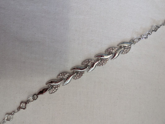 5 silver flower bracelet