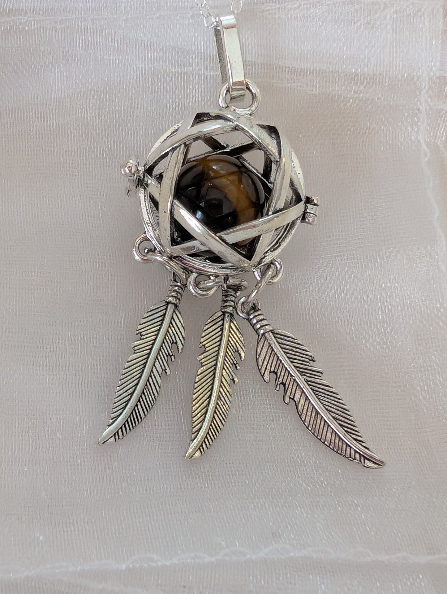 Open star dream catcher Bola necklace with brown gemstone
